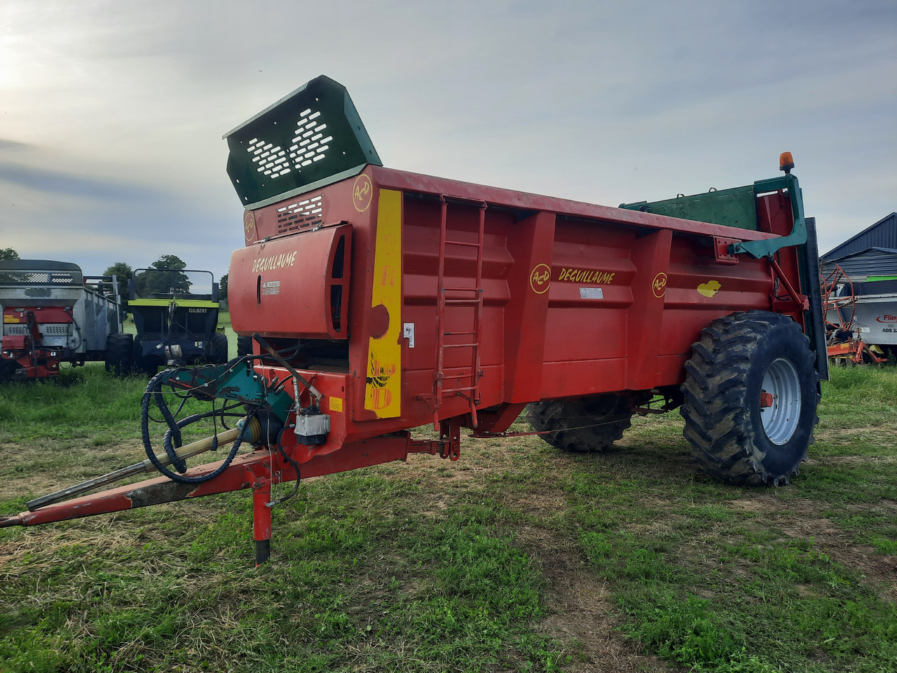 DEGUILLAUME Force 16 D - Manure spreader: picture 1 DEGUILLAUME Force 16 D - Manure spreader: picture 1