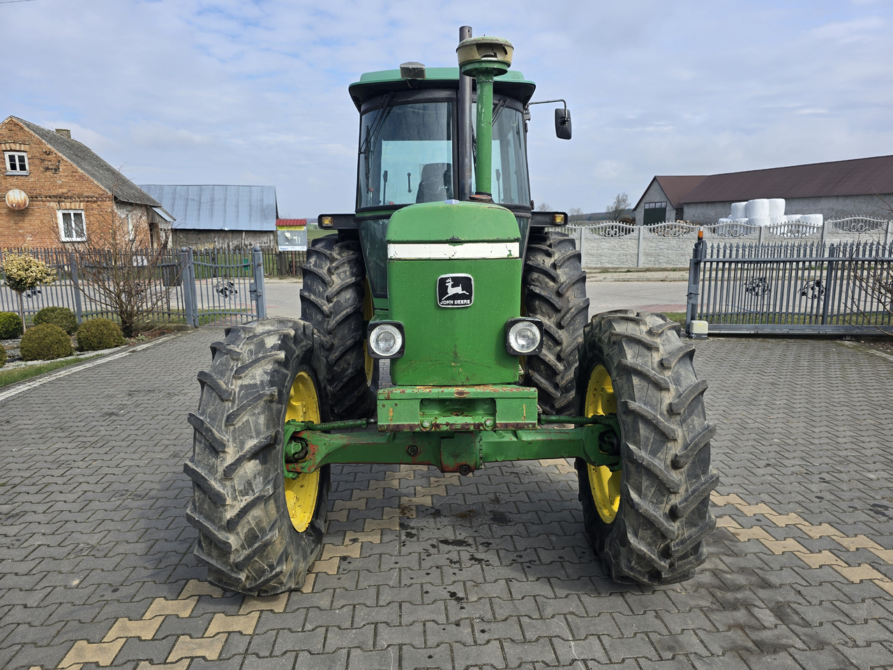 JOHN DEERE 3140 - Farm tractor: picture 3 JOHN DEERE 3140 - Farm tractor: picture 3