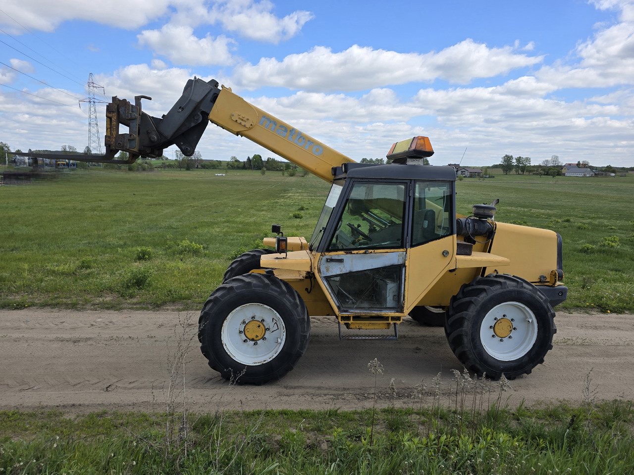 MATBRO TS 280 - Telescopic handler: picture 1 MATBRO TS 280 - Telescopic handler: picture 1