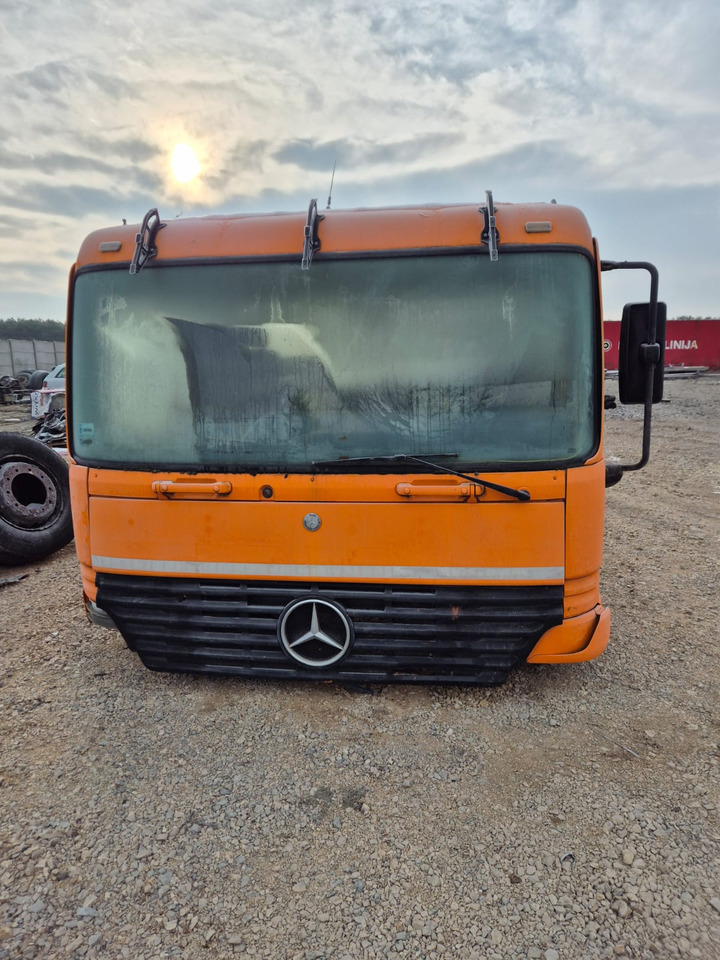 Mercedes Actros - Construction container: picture 5 Mercedes Actros - Construction container: picture 5