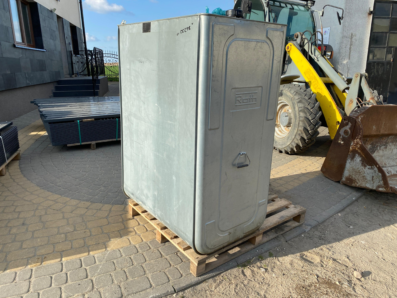 ROTH DWT 1000L - Storage tank: picture 2 ROTH DWT 1000L - Storage tank: picture 2