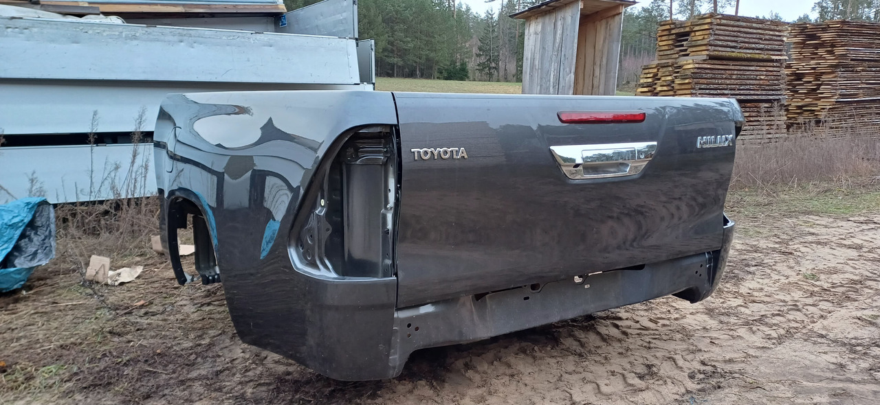 TOYOTA HILUX Extracab (2023 r.) NOWA paka skrzynia - Body and exterior for Other machinery: picture 4 TOYOTA HILUX Extracab (2023 r.) NOWA paka skrzynia - Body and exterior for Other machinery: picture 4