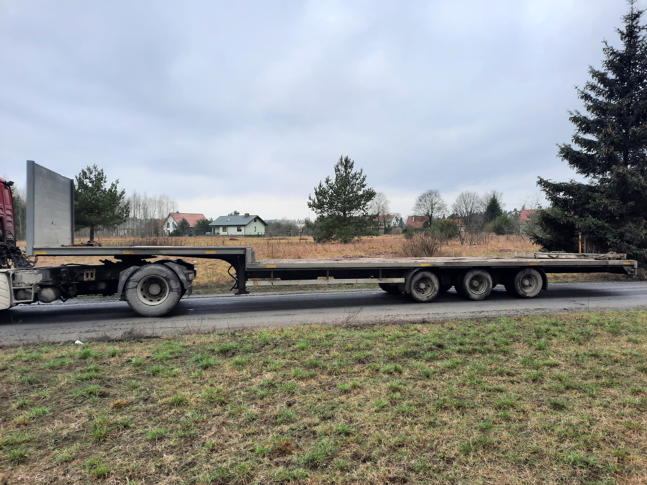 Fruehauf CNPTA3 - Low loader semi-trailer: picture 3 Fruehauf CNPTA3 - Low loader semi-trailer: picture 3