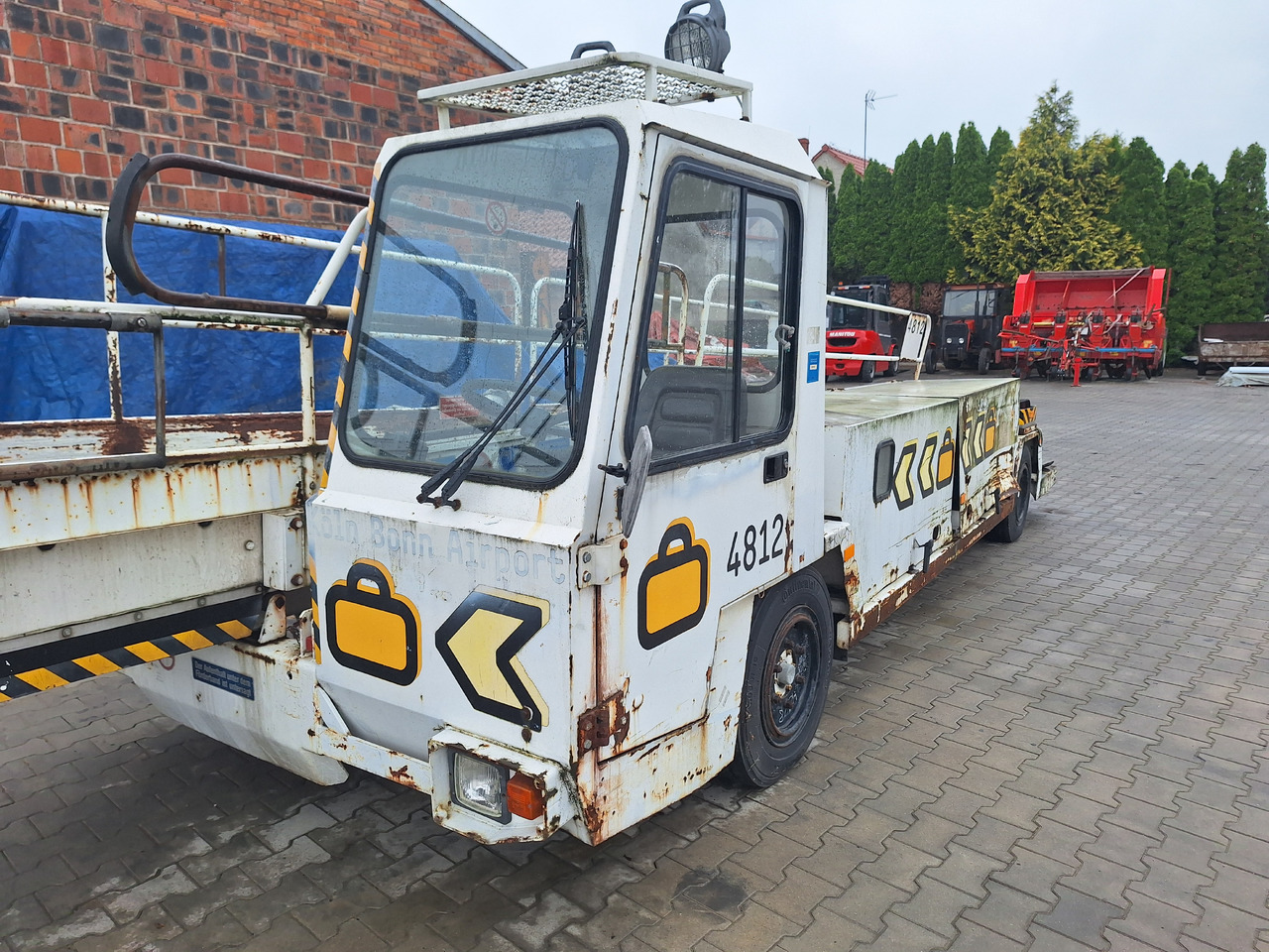 Inna MEF9 - Belt loader: picture 5 Inna MEF9 - Belt loader: picture 5