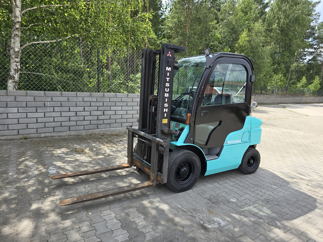Mitsubishi FD25N - Diesel forklift: picture 4 Mitsubishi FD25N - Diesel forklift: picture 4