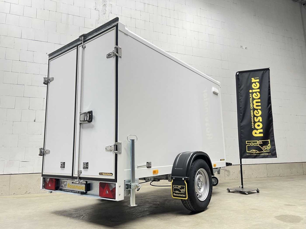 New Closed box trailer BLYSS FS1326/150HL Kofferanhänger: picture 13