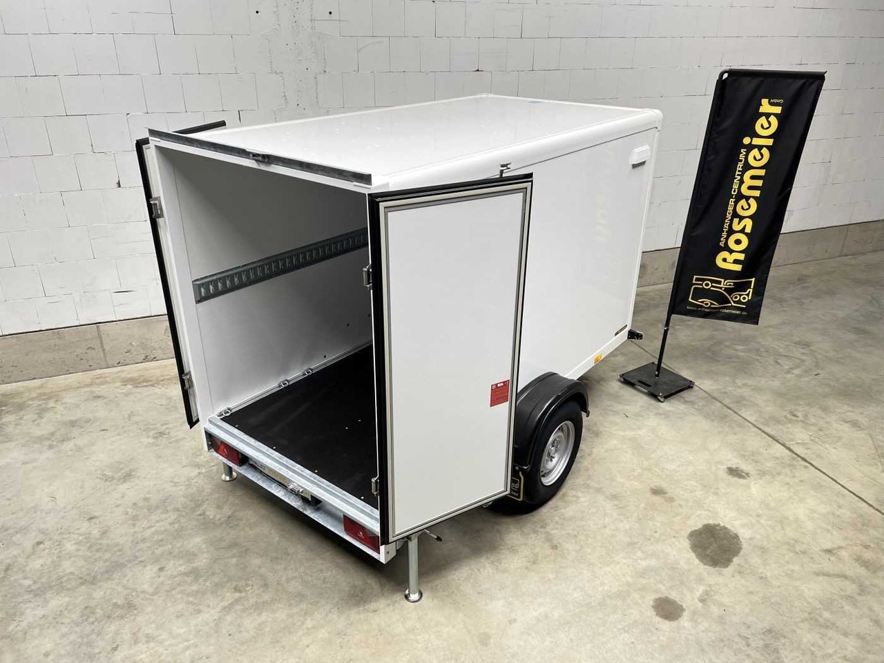 New Closed box trailer BLYSS FS1326/150HL Kofferanhänger: picture 6