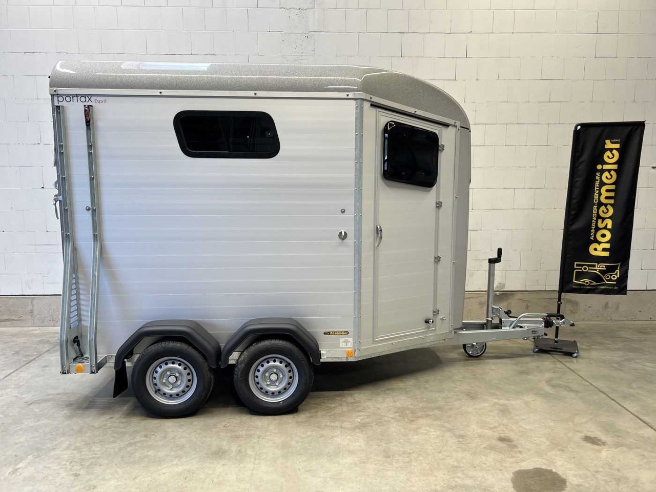 BOECKMANN Portax Esprit TKL Pferdeanhänger - Horse trailer: picture 2 BOECKMANN Portax Esprit TKL Pferdeanhänger - Horse trailer: picture 2