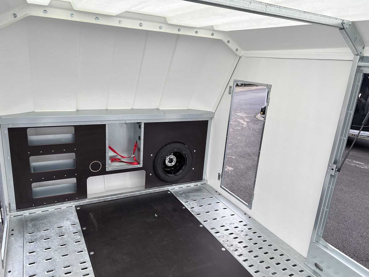 New Autotransporter trailer BRIAN_JAMES Race Sport Autotransporter geschlossen: picture 15