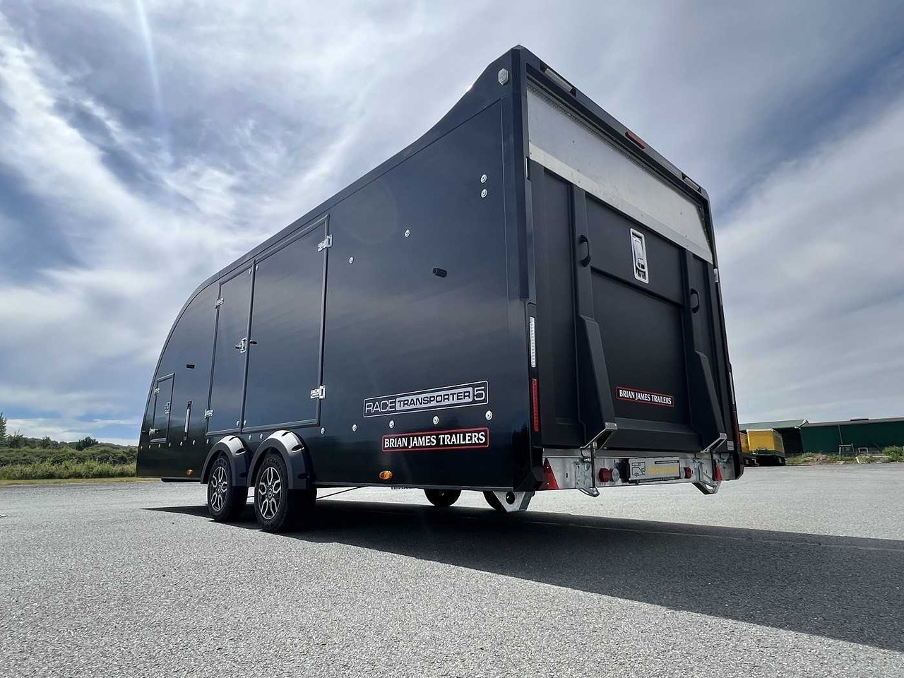 New Autotransporter trailer BRIAN_JAMES Race Transporter 5 Autotransporter geschlossen: picture 16