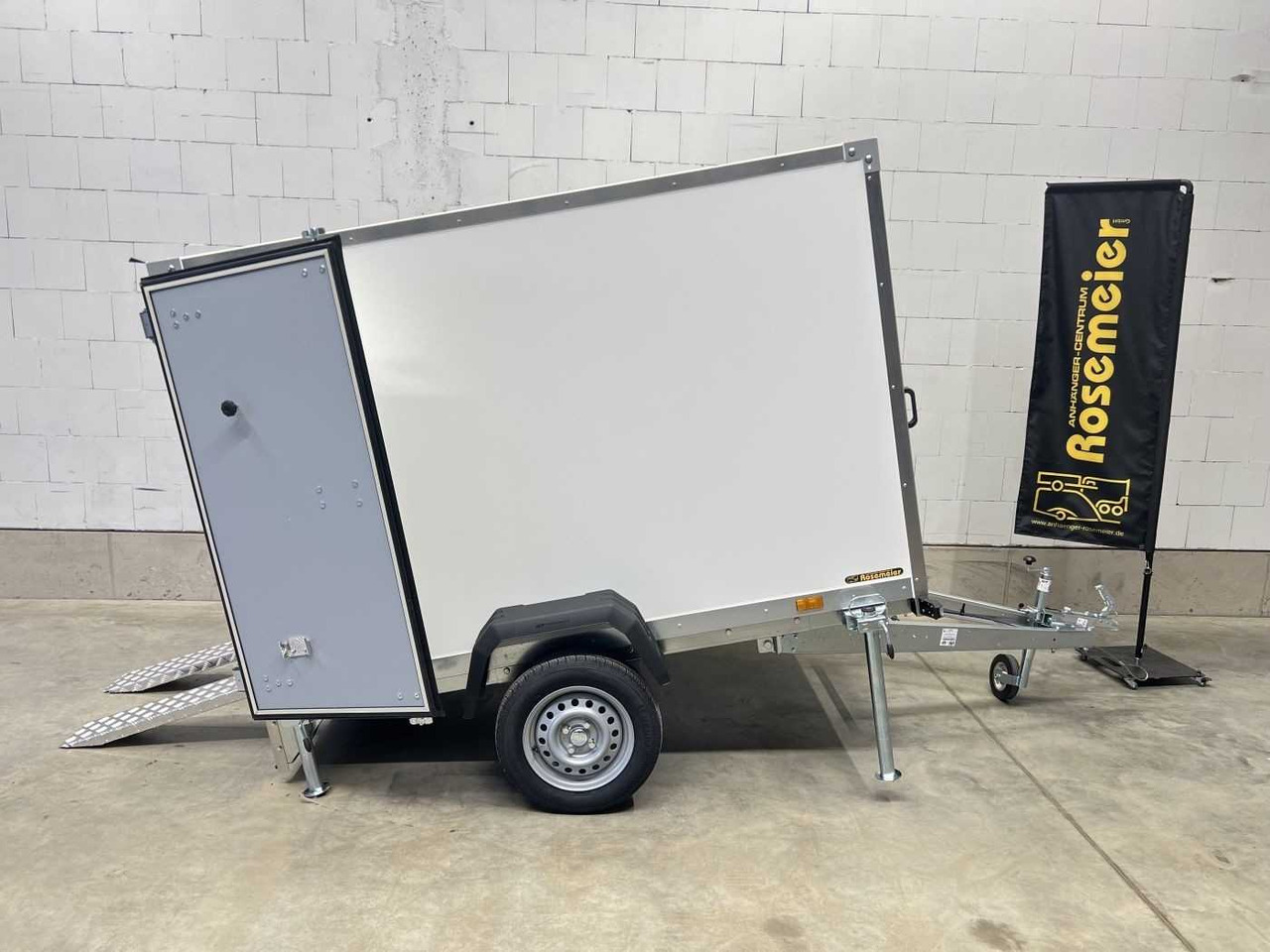 MARTZ Smart Kargo 235 0,75T Kofferanhänger - Motorcycle trailer: picture 1 MARTZ Smart Kargo 235 0,75T Kofferanhänger - Motorcycle trailer: picture 1