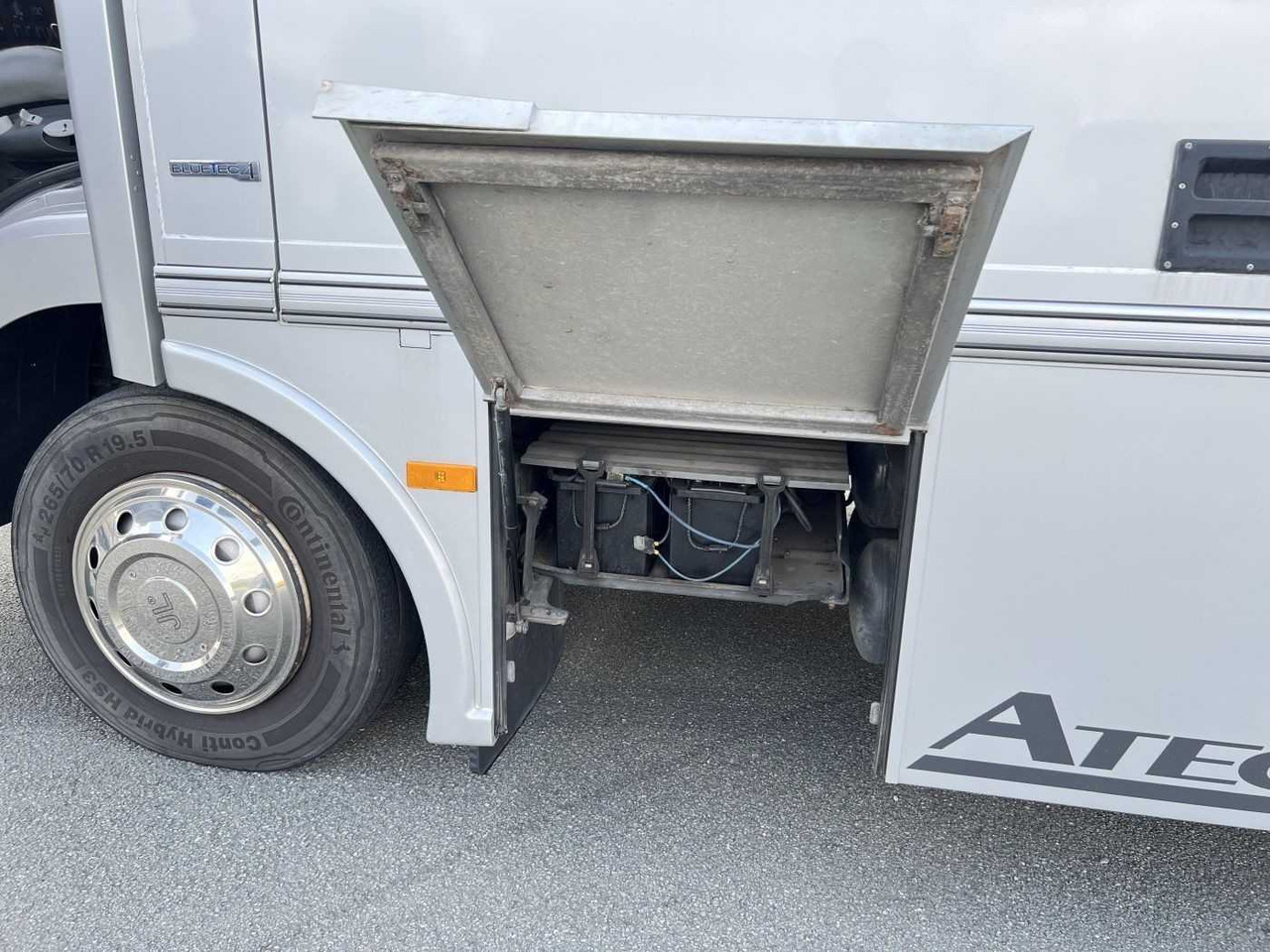 Horse truck MERCEDES-BENZ Atego 1229 + Anhänger LKW: picture 18