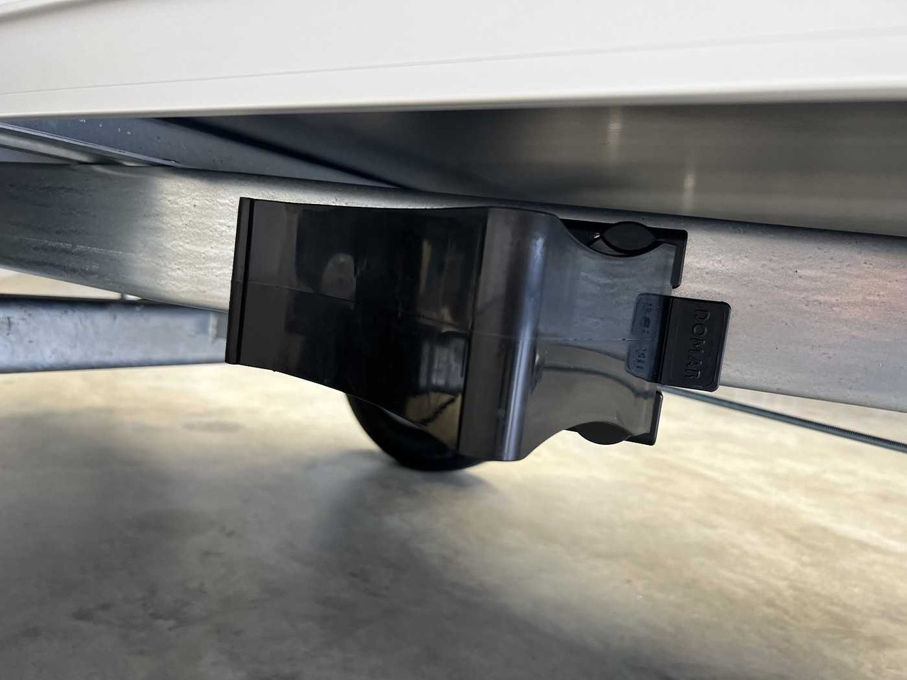 New Car trailer TPV TL-EB 2010/100 AL Kastenanhänger gebremst: picture 18