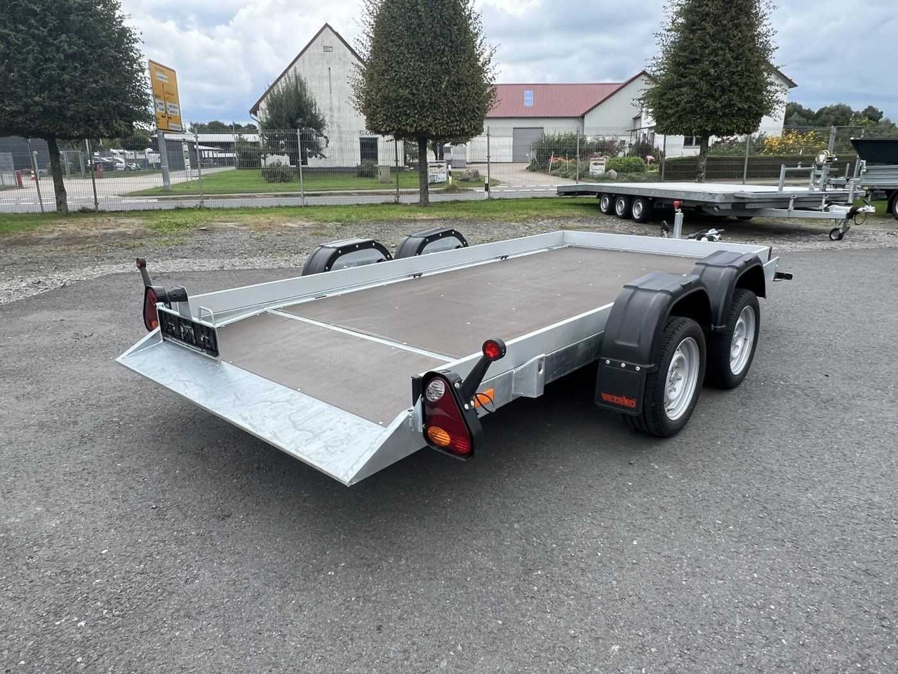 VEZEKO Husky FB 35.35 Absenker Maschinentransporter - Motorcycle trailer: picture 2 VEZEKO Husky FB 35.35 Absenker Maschinentransporter - Motorcycle trailer: picture 2