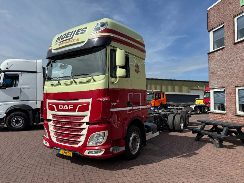 DAF XF 480 XF480 6X2 SSC CHASSIS EURO6 HOLLAND TRUCK TUV 4-2026 Smart Tacho - Cab chassis truck: picture 2 DAF XF 480 XF480 6X2 SSC CHASSIS EURO6 HOLLAND TRUCK TUV 4-2026 Smart Tacho - Cab chassis truck: picture 2