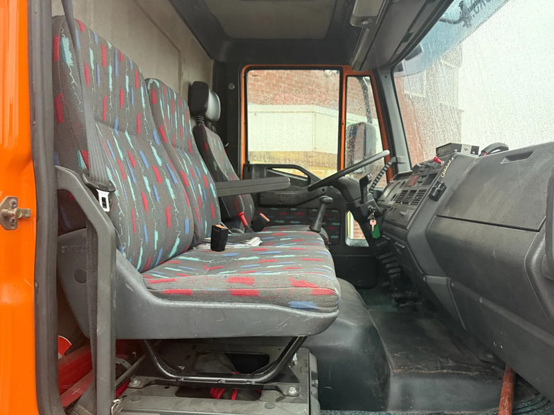 Iveco Eurocargo Eurocargo 120E18 / Airco / APK TUV 3-2026 / 227tkm / Euro3 / Steel suspension / No rust!!!!!!! - Box truck: picture 5 Iveco Eurocargo Eurocargo 120E18 / Airco / APK TUV 3-2026 / 227tkm / Euro3 / Steel suspension / No rust!!!!!!! - Box truck: picture 5