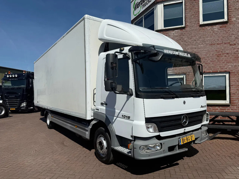Mercedes-Benz Atego 1018 Atego 1018L Koffer mit LBW /Schalgetriebe/Klima/Euro5 - Box truck: picture 1 Mercedes-Benz Atego 1018 Atego 1018L Koffer mit LBW /Schalgetriebe/Klima/Euro5 - Box truck: picture 1
