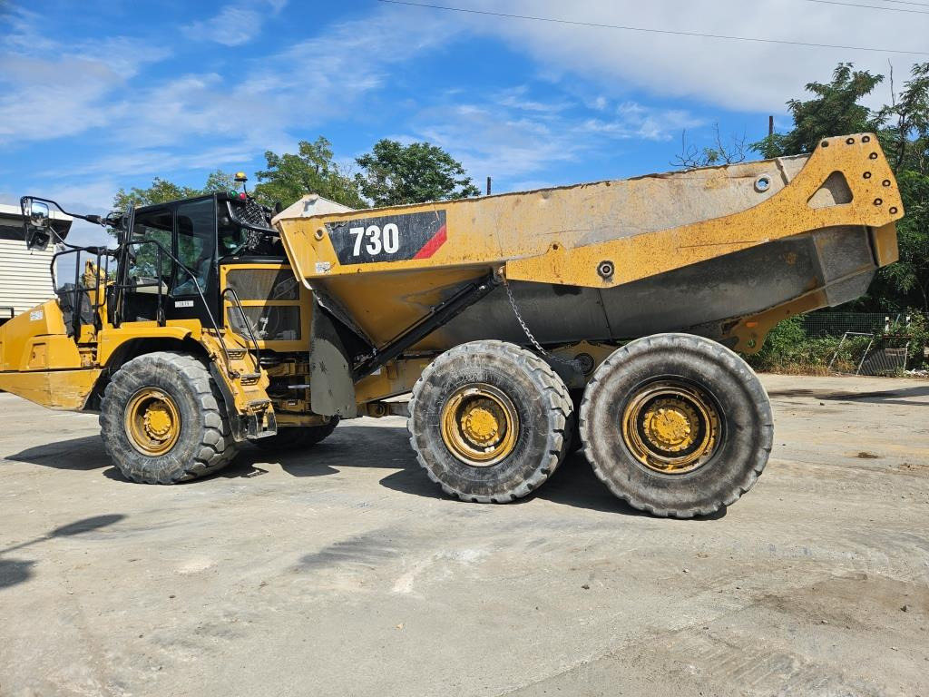 CATERPILLAR 730 - Articulated dumper: picture 2 CATERPILLAR 730 - Articulated dumper: picture 2