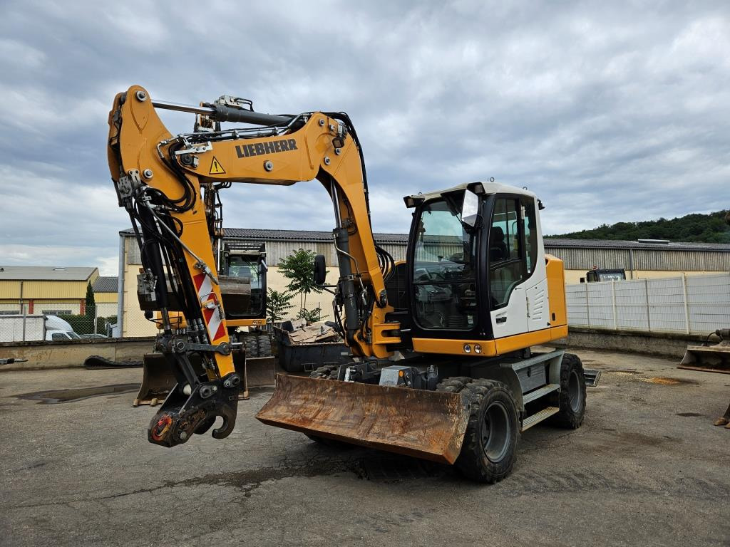 LIEBHERR A 910 COMPACT - Wheel excavator: picture 5 LIEBHERR A 910 COMPACT - Wheel excavator: picture 5