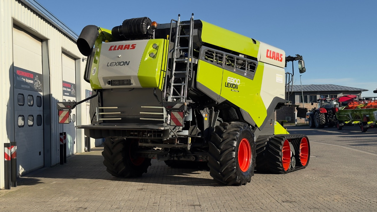 Combine harvester CLAAS Lexion 6900 TerraTrac 890 full Options: picture 26