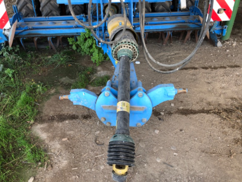 Lemken Compact Solitair 9/400 Zirkon 10 starr - Combine seed drill: picture 4 Lemken Compact Solitair 9/400 Zirkon 10 starr - Combine seed drill: picture 4