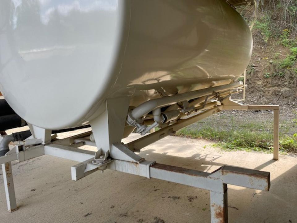 Wechselbrücke mit Silobehälter für den Mehltransport - Tank container: picture 4 Wechselbrücke mit Silobehälter für den Mehltransport - Tank container: picture 4