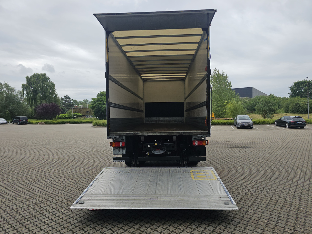 MAN TGM 18.290 - Box truck: picture 4 MAN TGM 18.290 - Box truck: picture 4