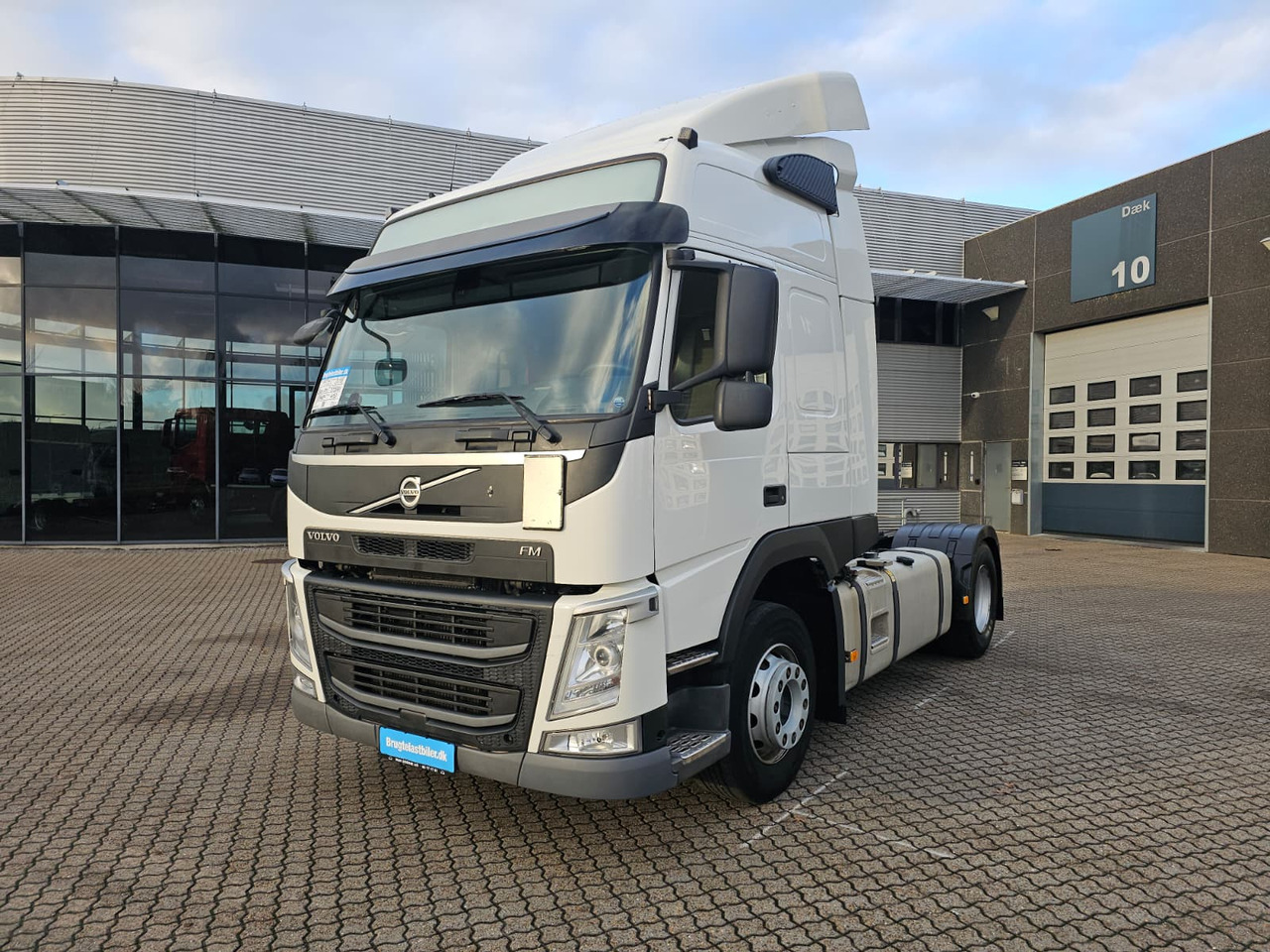 Volvo FM450 - Tractor unit: picture 1 Volvo FM450 - Tractor unit: picture 1