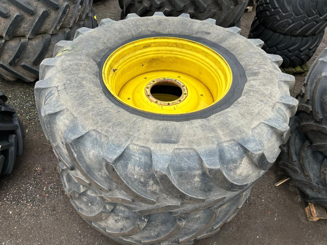 600/70R28 650/85R38 Kompletträder - Tire for Agricultural machinery: picture 1 600/70R28 650/85R38 Kompletträder - Tire for Agricultural machinery: picture 1