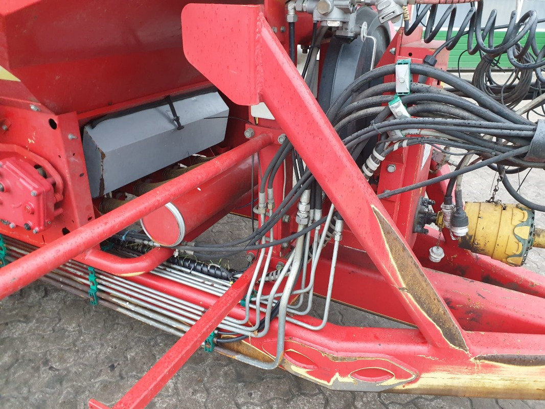 Becker AEROMAT MAXI-LINE - Seed drill: picture 5 Becker AEROMAT MAXI-LINE - Seed drill: picture 5