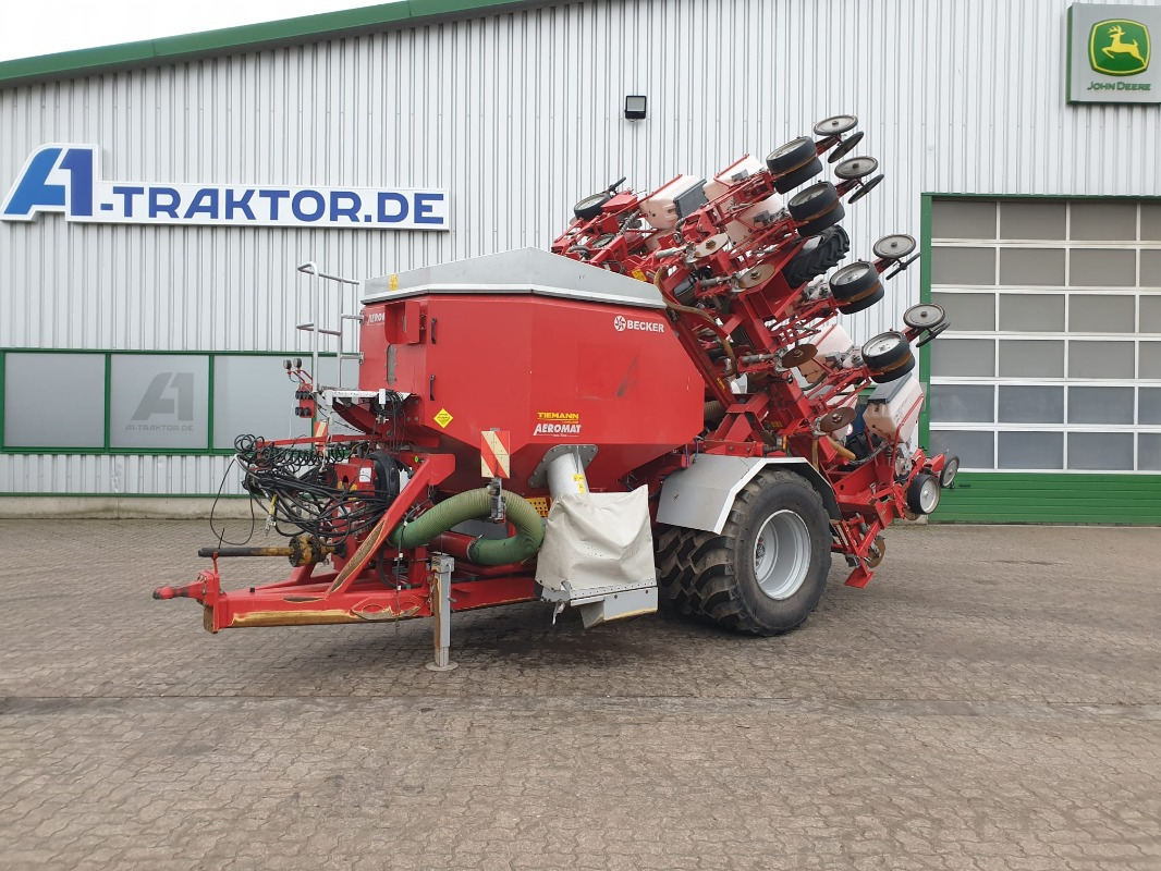 Becker AEROMAT MAXI-LINE - Seed drill: picture 1 Becker AEROMAT MAXI-LINE - Seed drill: picture 1