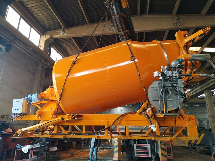 NT MAKINA ALUMINUM MELTING MIXER - Concrete mixer drum: picture 5 NT MAKINA ALUMINUM MELTING MIXER - Concrete mixer drum: picture 5