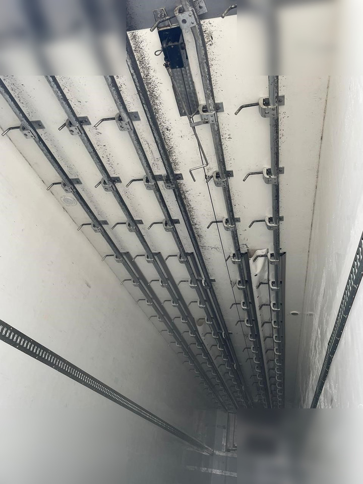 SCHMITZ - Refrigerator semi-trailer: picture 5 SCHMITZ - Refrigerator semi-trailer: picture 5