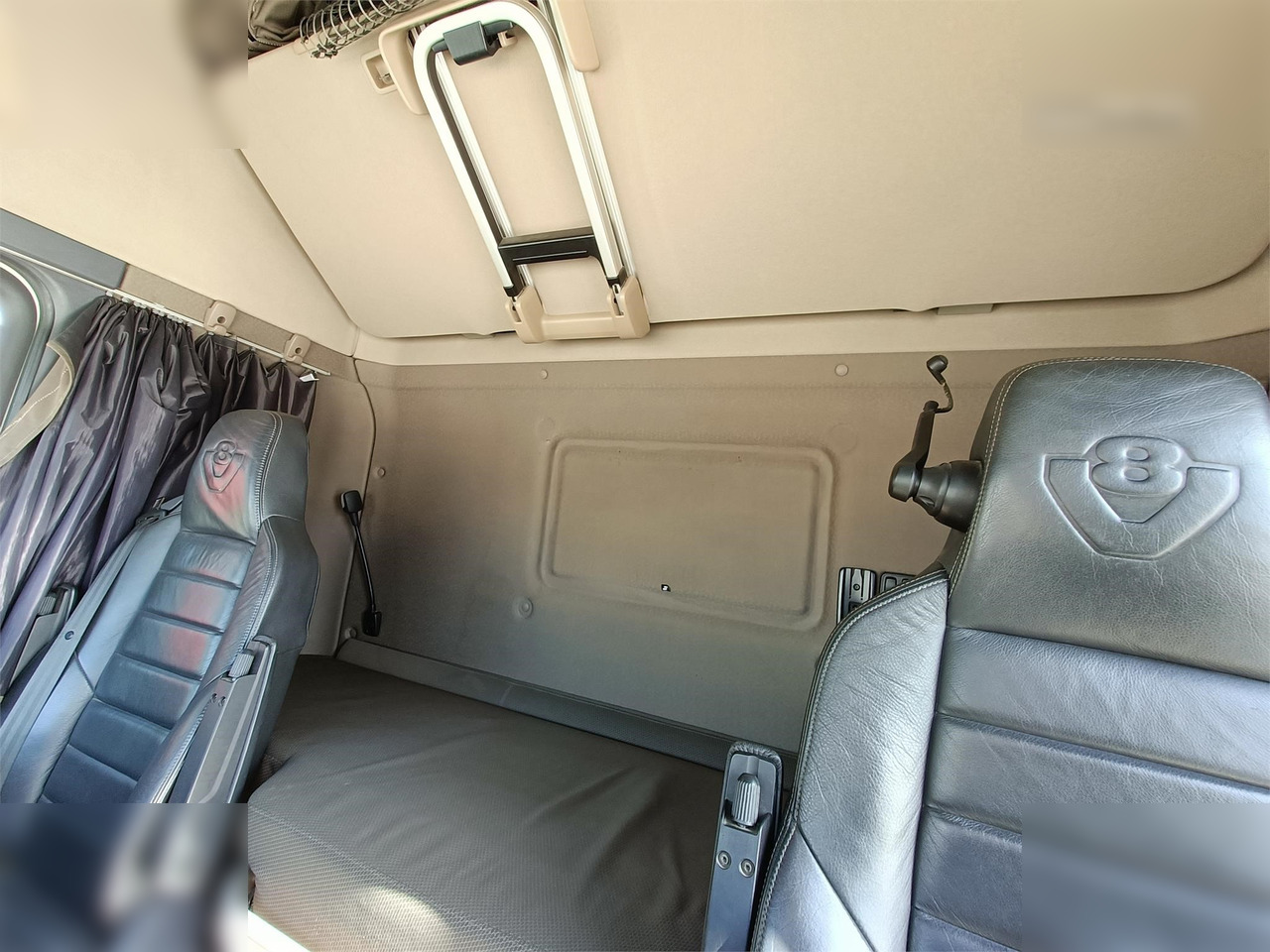 SCANIA R520 - Tractor unit: picture 5 SCANIA R520 - Tractor unit: picture 5