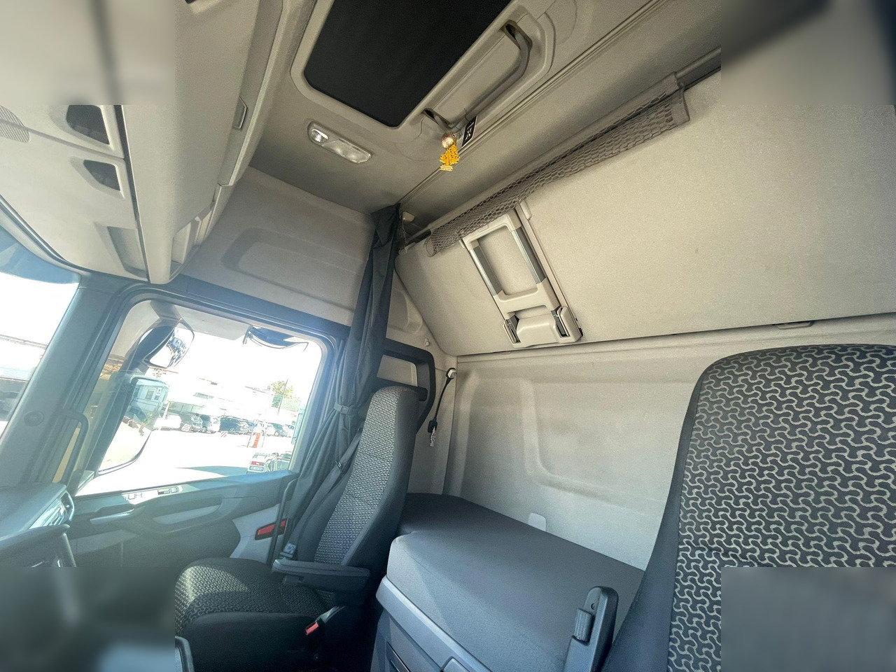 SCANIA S500 - Tractor unit: picture 5 SCANIA S500 - Tractor unit: picture 5