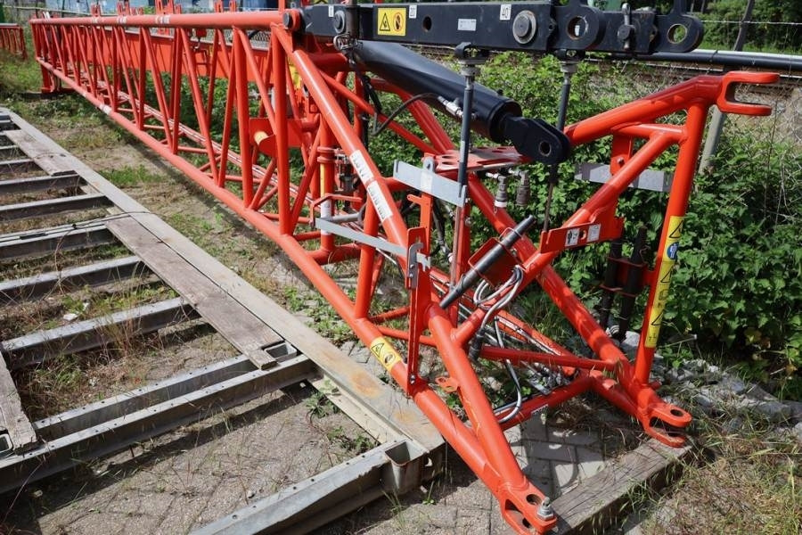 All terrain crane Demag AC220-5 Dutch Registration, 10x6x10, 220t Capacity: picture 18 All terrain crane Demag AC220-5 Dutch Registration, 10x6x10, 220t Capacity: picture 18