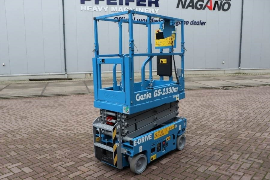 Genie GS1330M Valid inspection, *Guarantee! All-Electric  - Scissor lift: picture 4 Genie GS1330M Valid inspection, *Guarantee! All-Electric  - Scissor lift: picture 4