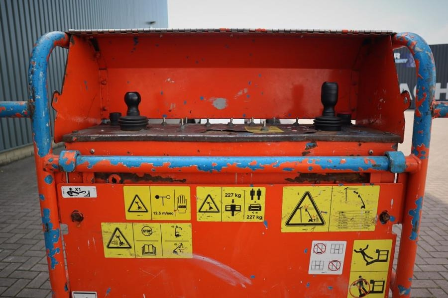 Telescopic boom Genie S45 Valid inspection, Diesel, 4x4 Drive, 15.72 m W: picture 12 Telescopic boom Genie S45 Valid inspection, Diesel, 4x4 Drive, 15.72 m W: picture 12