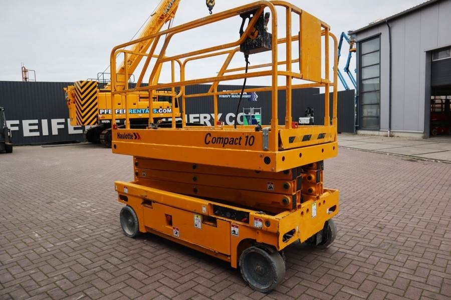Scissor lift Haulotte Compact 10 Electric, 10m Working Height, 450kg Cap: picture 7