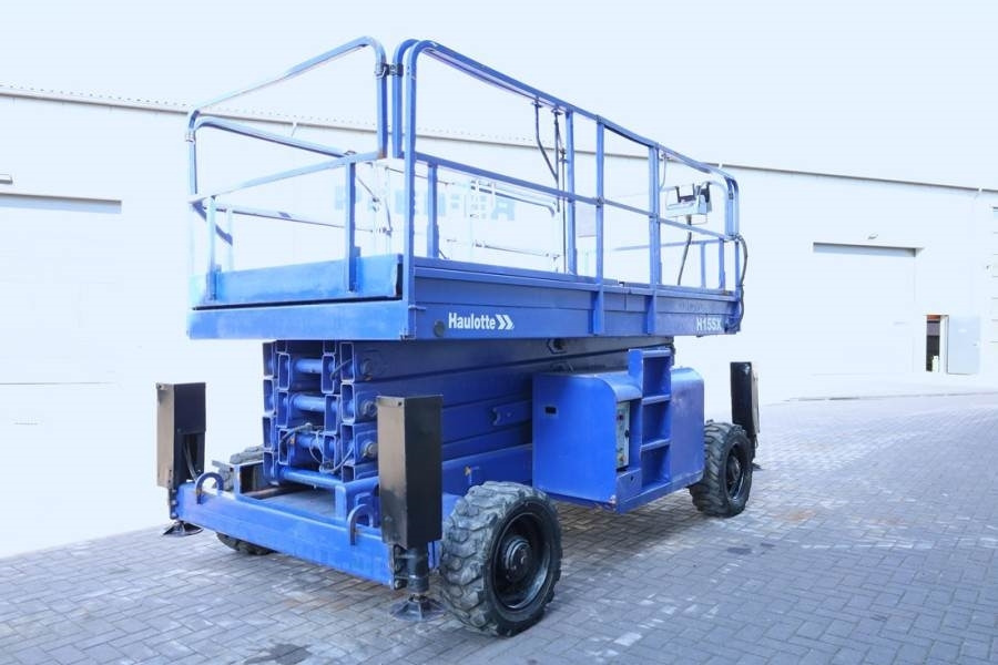 Haulotte H15SX Diesel, 4x4 Drive 15 Working Height, 500kg C - Scissor lift: picture 2 Haulotte H15SX Diesel, 4x4 Drive 15 Working Height, 500kg C - Scissor lift: picture 2