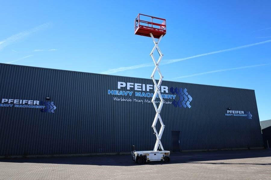 Holland Lift Ecostar HL-9710 Electric, 12m Working Height, 325k - Scissor lift: picture 3 Holland Lift Ecostar HL-9710 Electric, 12m Working Height, 325k - Scissor lift: picture 3