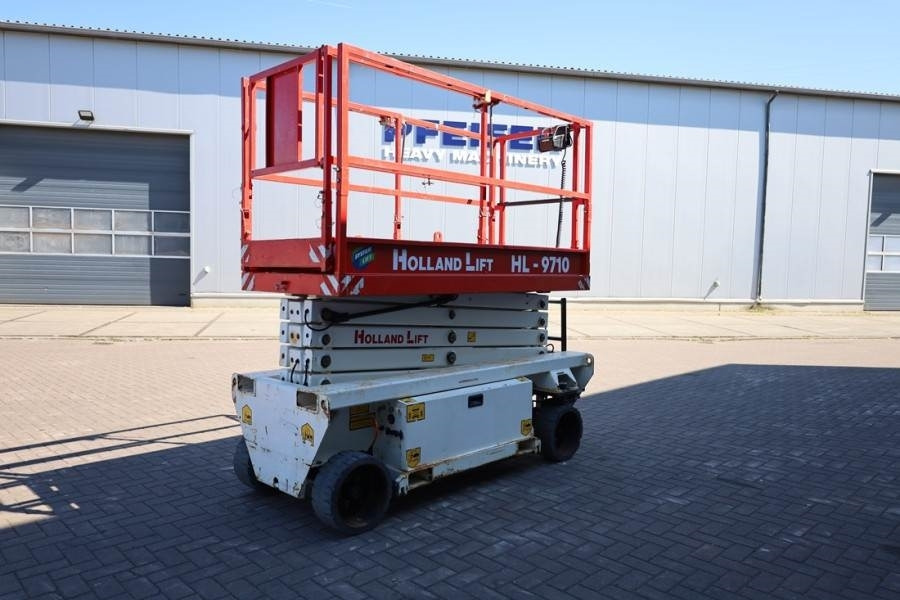 Holland Lift Ecostar HL-9710 Electric, 12m Working Height, 325k - Scissor lift: picture 2 Holland Lift Ecostar HL-9710 Electric, 12m Working Height, 325k - Scissor lift: picture 2