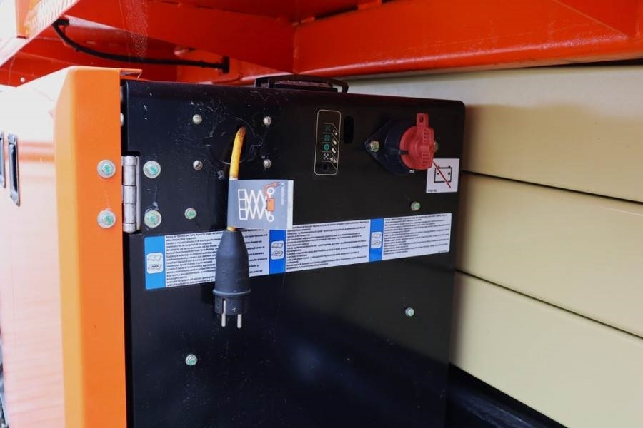 JLG ERT2669 Unused, Electric, 10m Working Height, 680k - Scissor lift: picture 3 JLG ERT2669 Unused, Electric, 10m Working Height, 680k - Scissor lift: picture 3