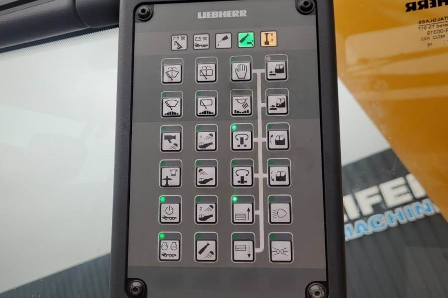 Liebherr LTM1070-4.2 Dutch Vehicle Registration, Valid Insp leasing Liebherr LTM1070-4.2 Dutch Vehicle Registration, Valid Insp: picture 20 Liebherr LTM1070-4.2 Dutch Vehicle Registration, Valid Insp leasing Liebherr LTM1070-4.2 Dutch Vehicle Registration, Valid Insp: picture 20