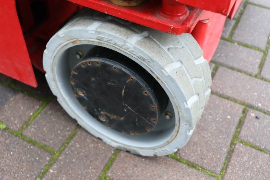 Scissor lift Magni ES0807E Available Directly From Stock, Electric, 7: picture 10