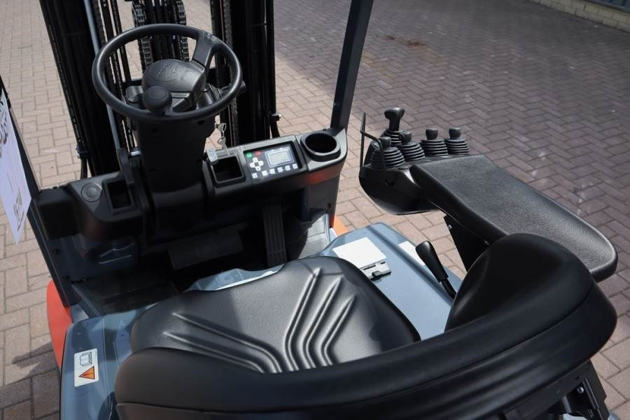 Toyota 8FBM20T Valid inspection, *Guarantee! Electric, 47 - Diesel forklift: picture 4 Toyota 8FBM20T Valid inspection, *Guarantee! Electric, 47 - Diesel forklift: picture 4