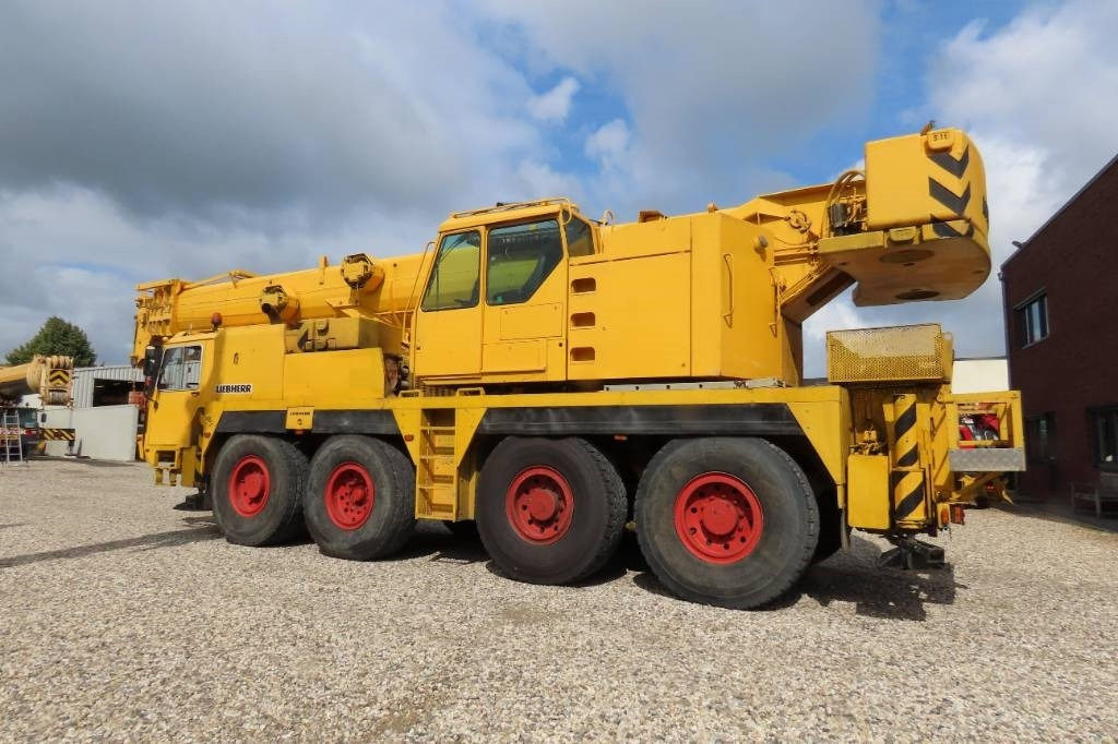 Liebherr LTM 1070-1 - All terrain crane: picture 4 Liebherr LTM 1070-1 - All terrain crane: picture 4