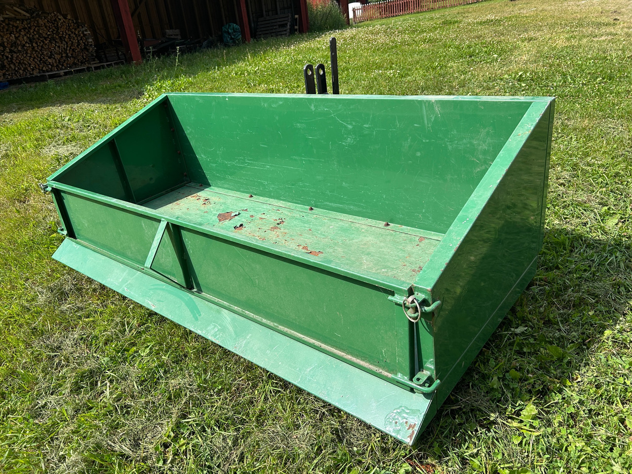 Kellfri TK18 - Attachment for Agricultural machinery: picture 1 Kellfri TK18 - Attachment for Agricultural machinery: picture 1
