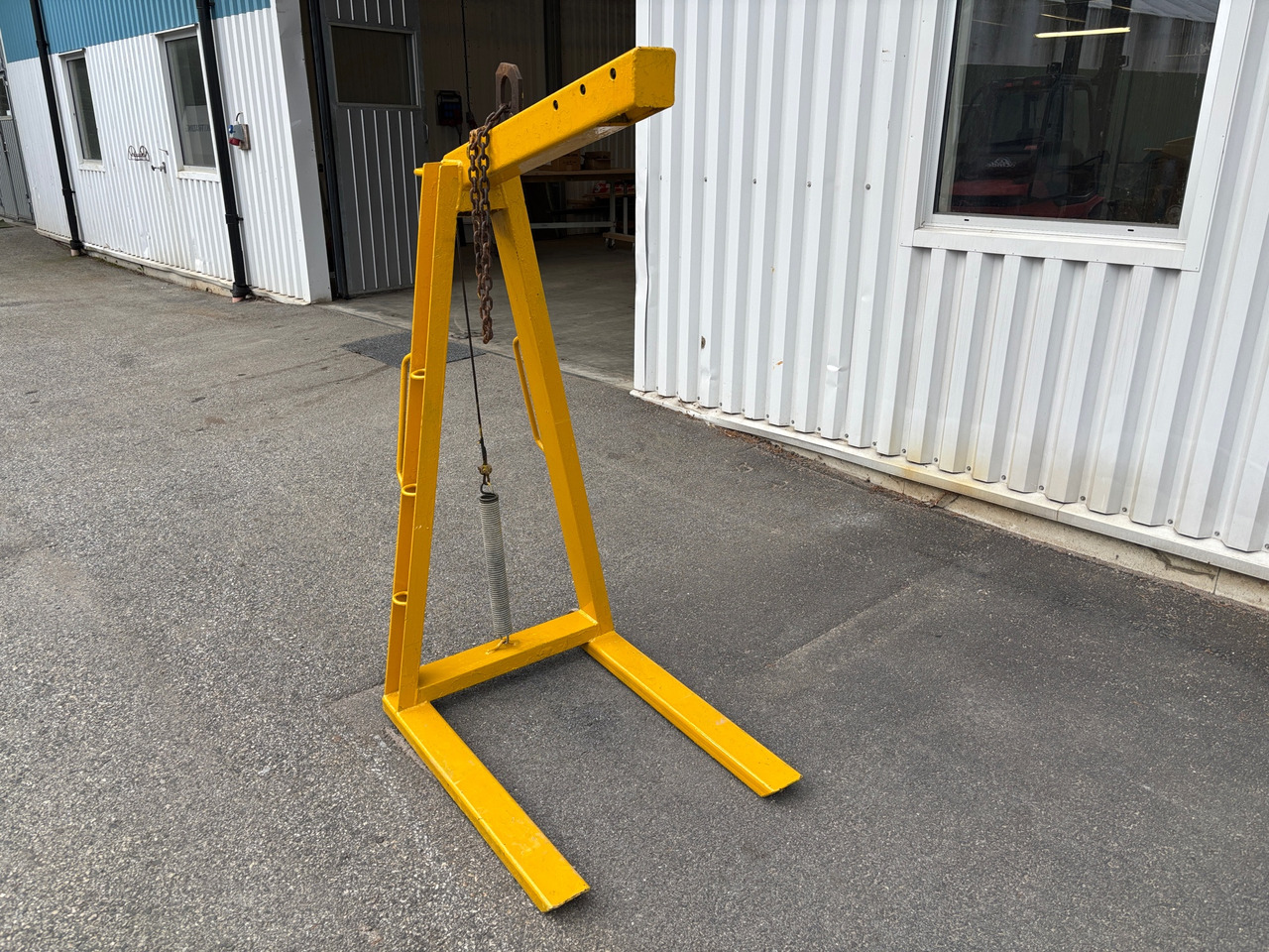 Bedsab 1500kg - Construction equipment: picture 1 Bedsab 1500kg - Construction equipment: picture 1