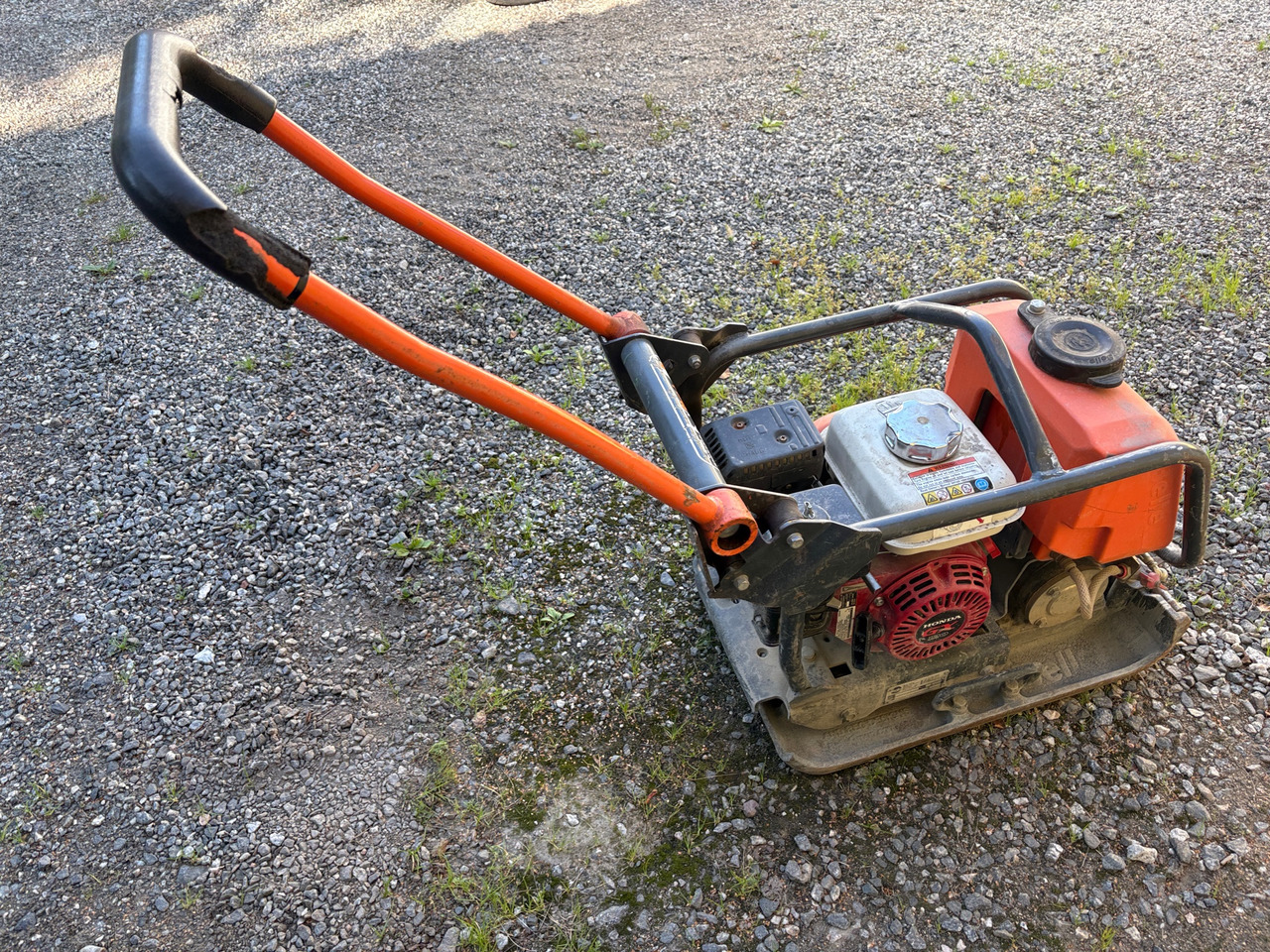 Belle FC4000EW - Vibratory plate: picture 1 Belle FC4000EW - Vibratory plate: picture 1